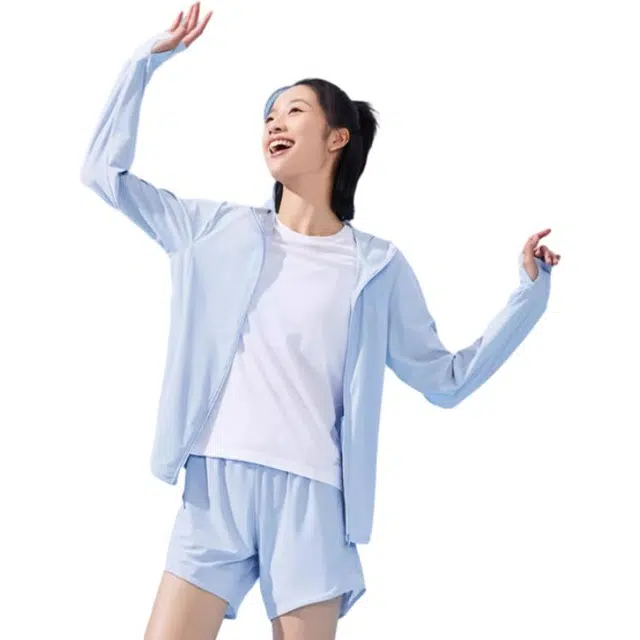 乔丹 纯色冰肤薄款户外连帽防晒服 女款 梦幻蓝