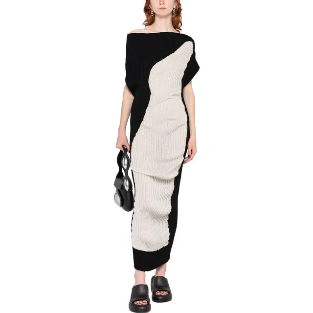 ISSEY MIYAKE
