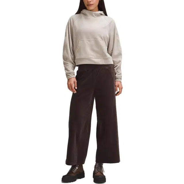 lululemon Scuba Mid-Rise Wide-Leg Crop Velvet Cord