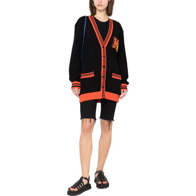 MOSCHINO FW22 LogoV