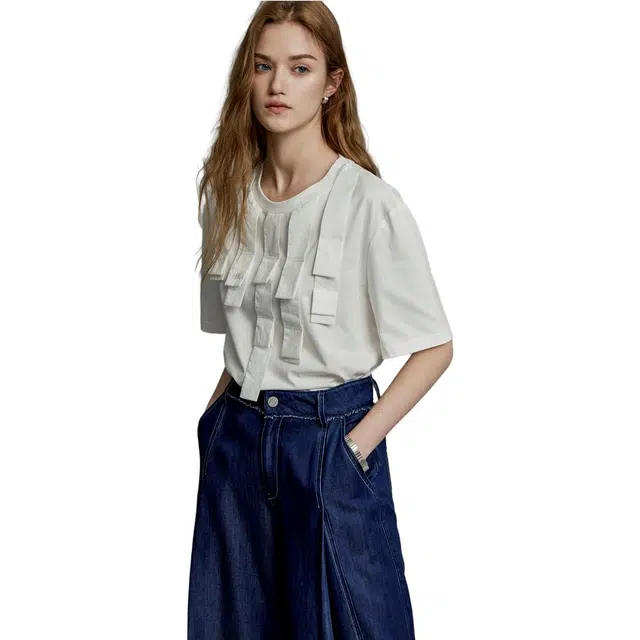 ELLE T