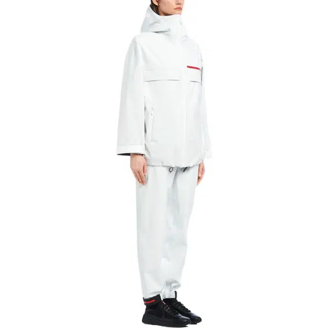 PRADA Logo