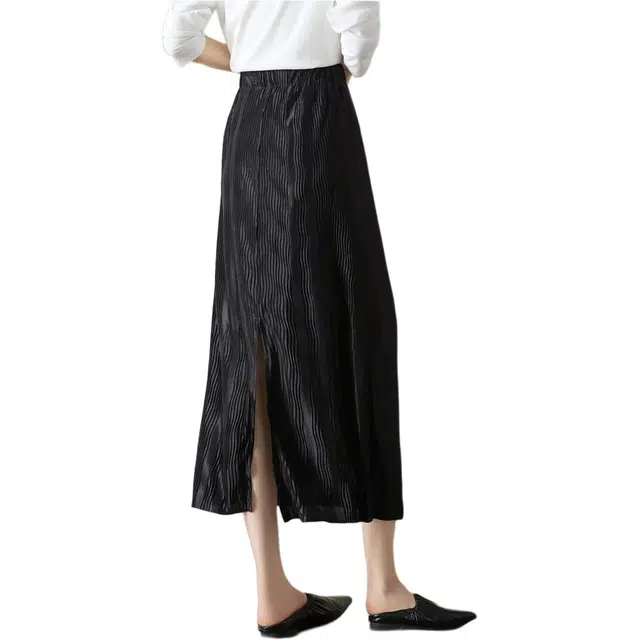 沫晗依美 高腰开叉松紧条纹休闲长裙 女款 黑色