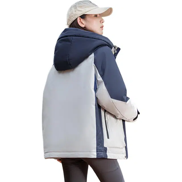 鸭鸭 时尚短款连帽宽松羽绒服 男女同款