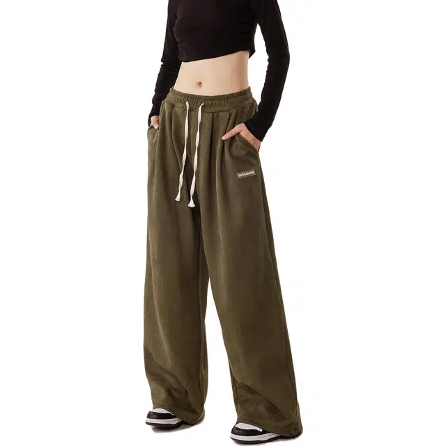 FW23