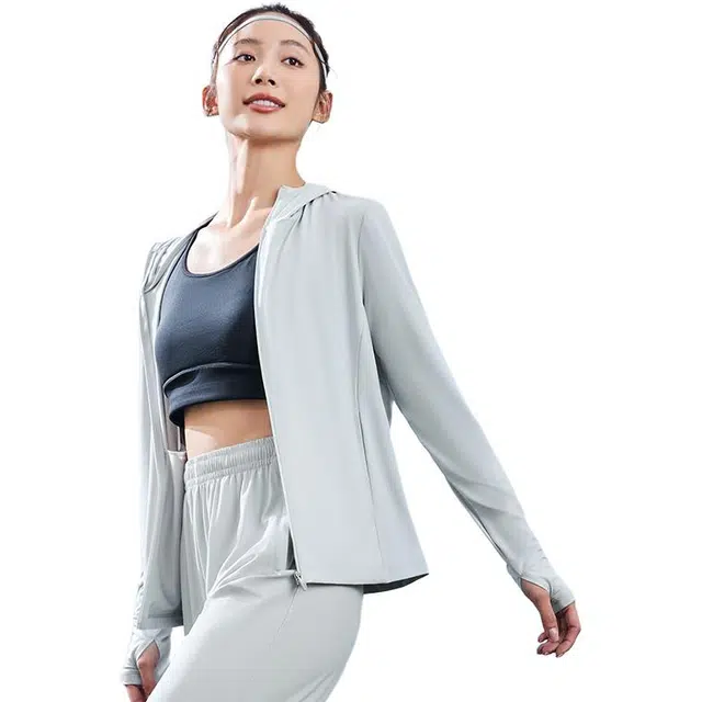 鸿星尔克 纯色轻薄透气防晒服 女款 云灰色