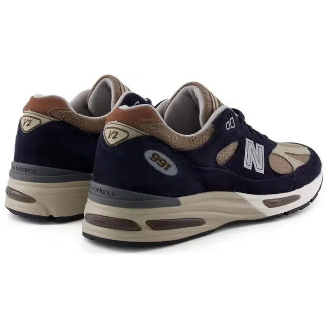 New Balance NB 991 v2 After Midnight