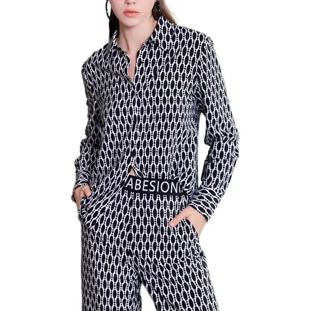 BESIONIA SS23