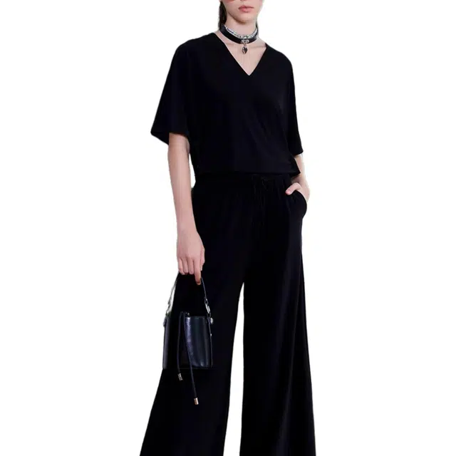 BESIONIA SS23