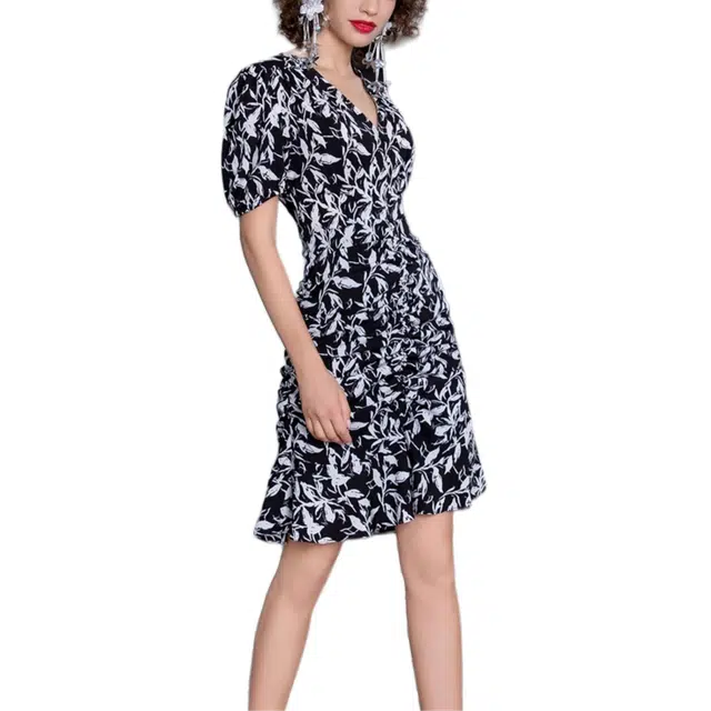 BESIONIA SS23 V