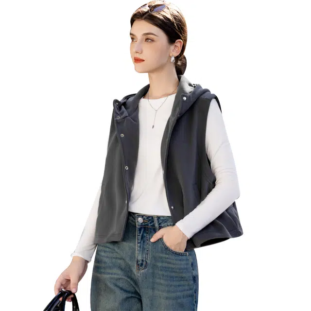 她池 连帽休闲风宽松叠穿马甲 女款 深灰色