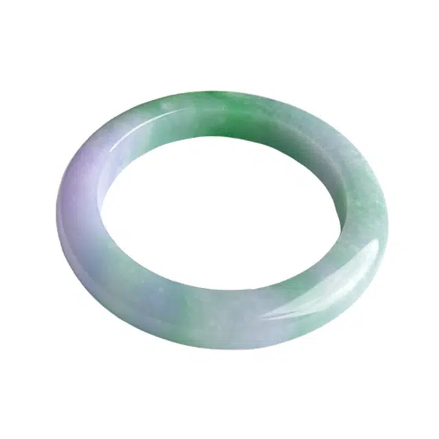 57.6mm