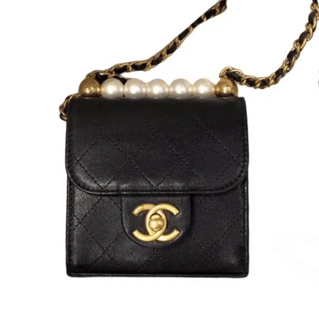 CHANEL