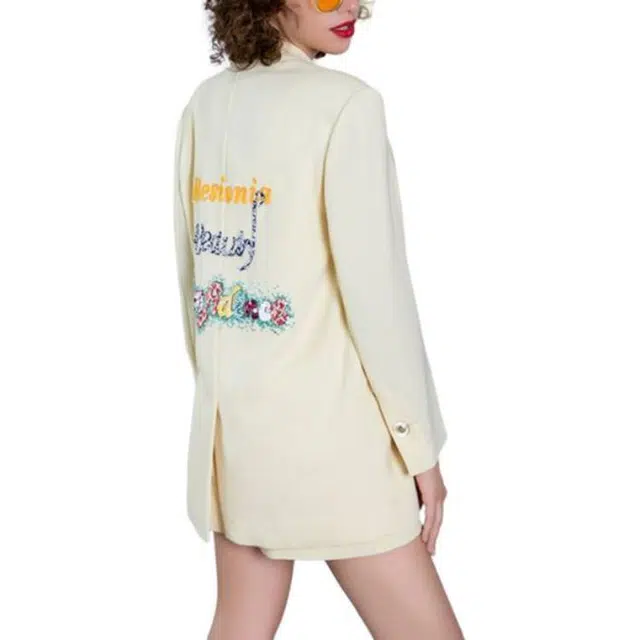 BESIONIA SS23 V