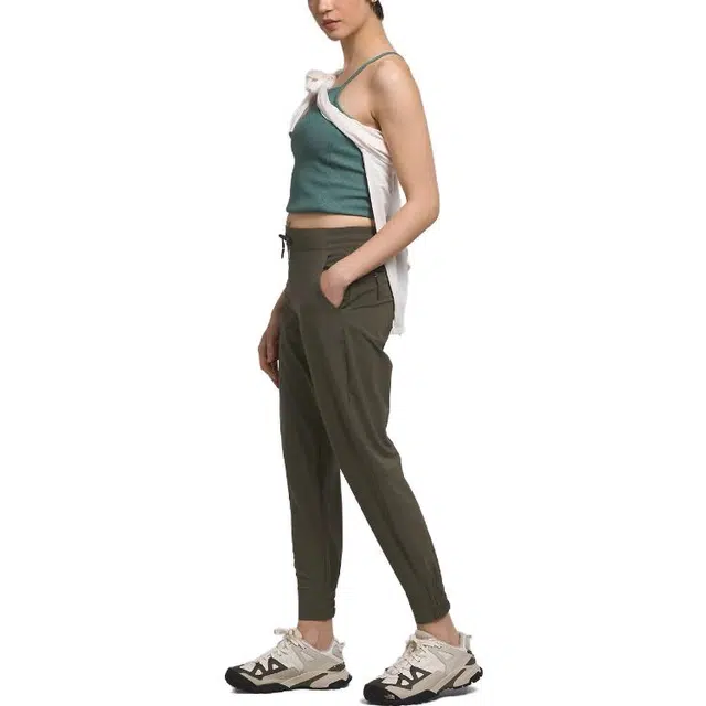 THE NORTH FACE Never Stop Wearing Joggers
