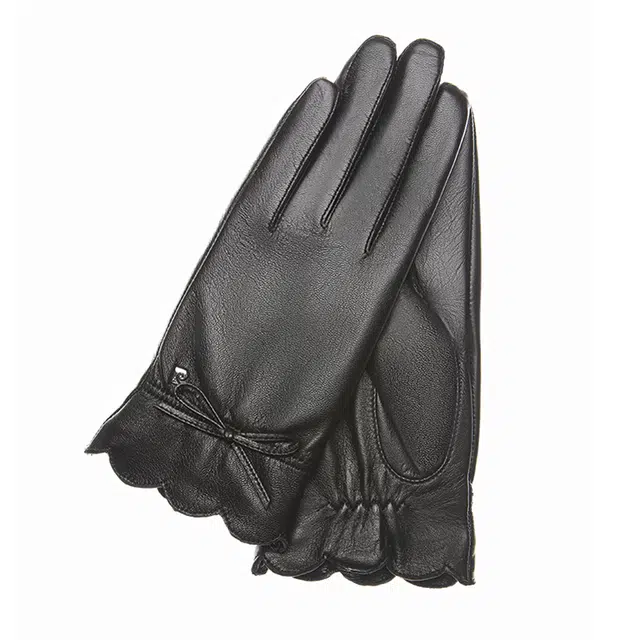 PIERRE CARDIN )