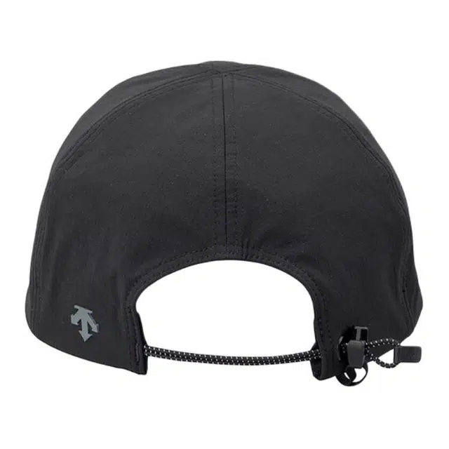 DESCENTE Logo -
