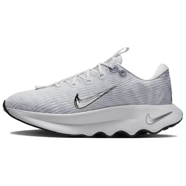 Nike Motiva Premium