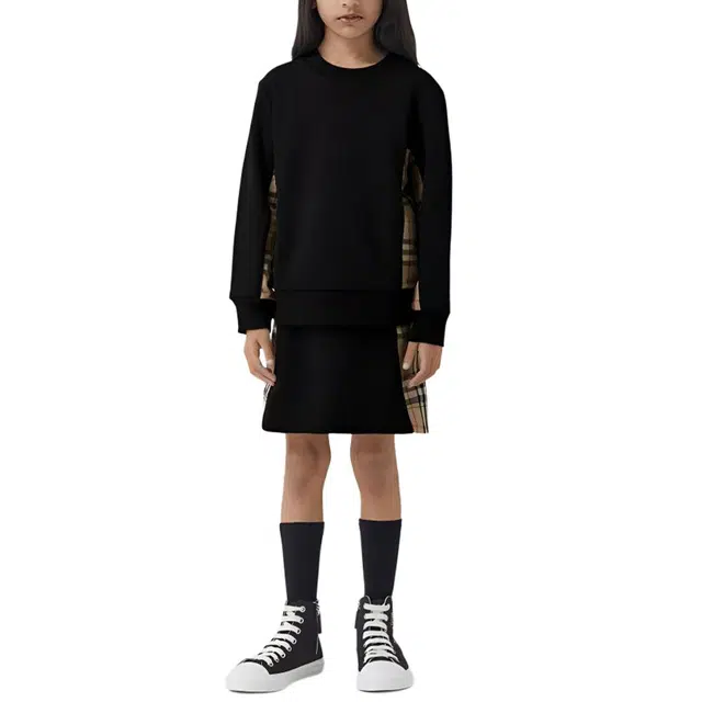 Burberry SS23 80609501