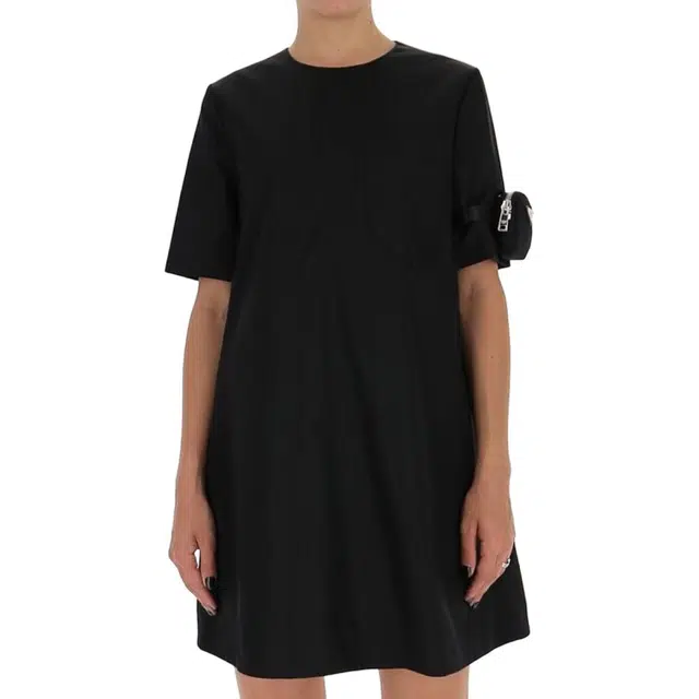 PRADA LogoA