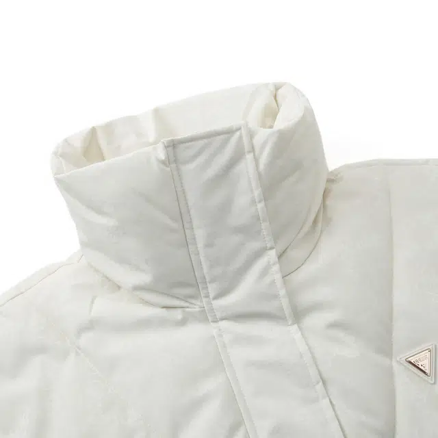 GUESS logo
