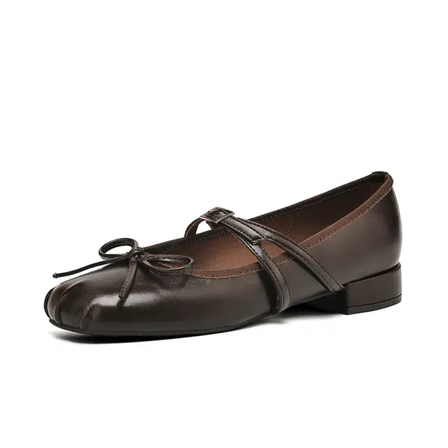 DAPHNE Mary Jane Bow Heel