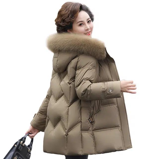 雅鹿 百搭版中老年御寒防风保暖加厚保暖时尚妈妈装羽绒服 女款
