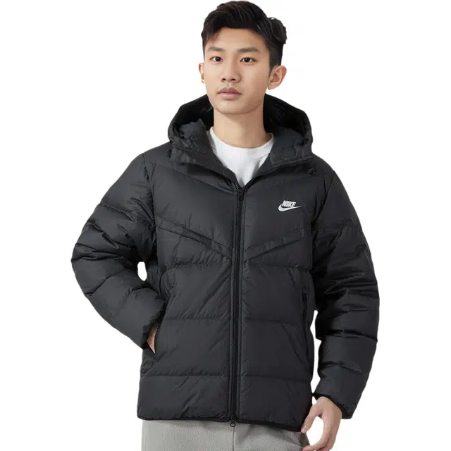 Nike Storm-FIT Windrunner PrimaLoft