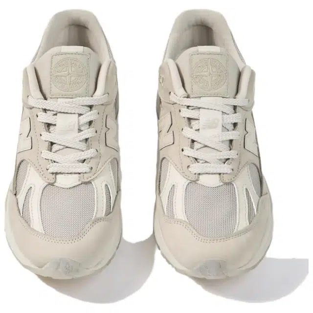 STONE ISLAND x New Balance NB 991 v2