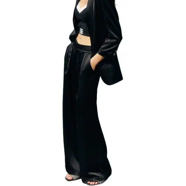 BESIONIA SS22