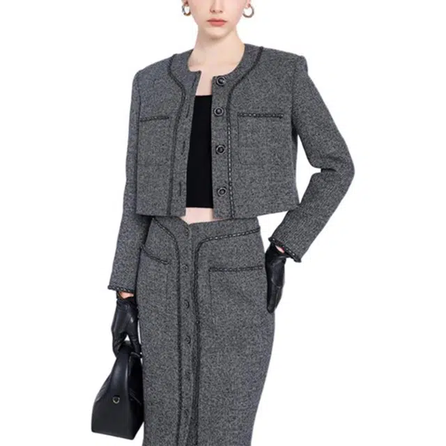BESIONIA FW23 A