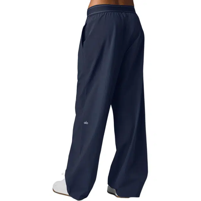 Alo Yoga Suit Up Trouser