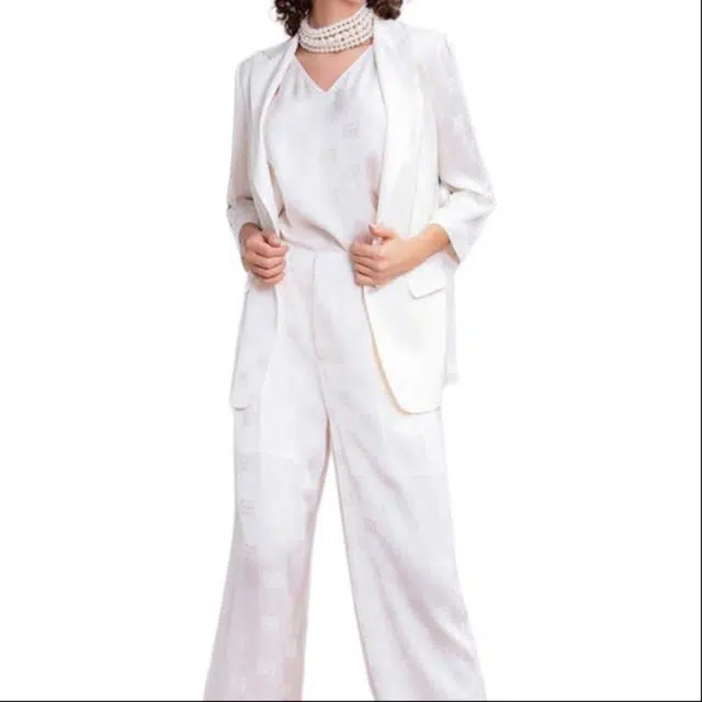BESIONIA SS23