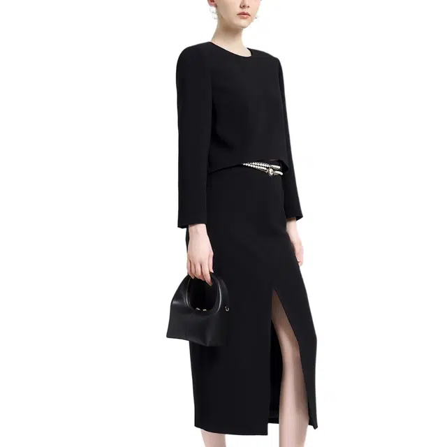 BESIONIA FW23 T