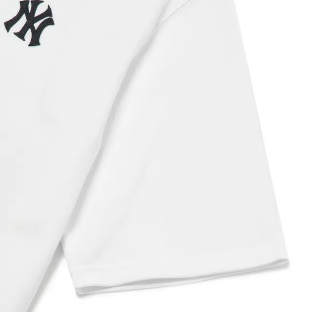MLB