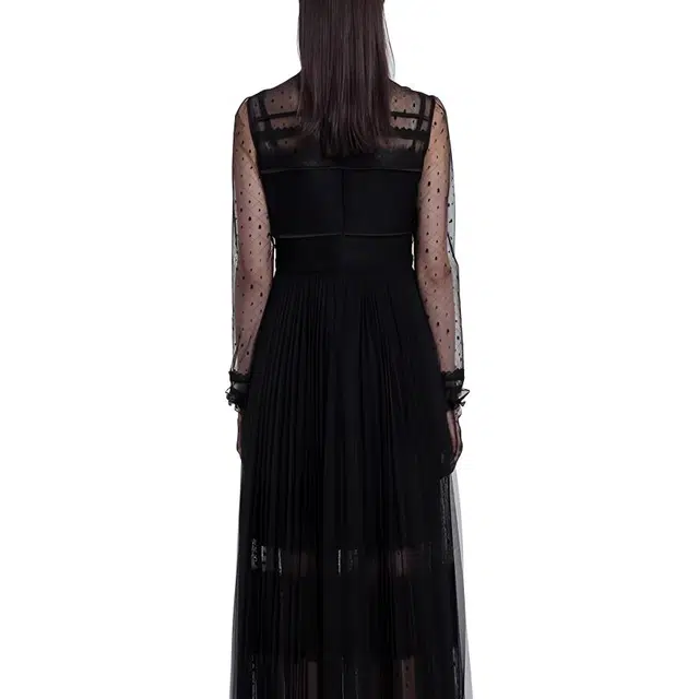 BESIONIA SS22
