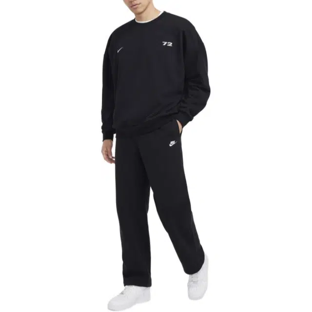 Nike Club OVERSIZE logo