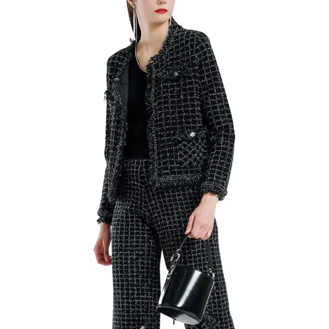 BESIONIA FW22