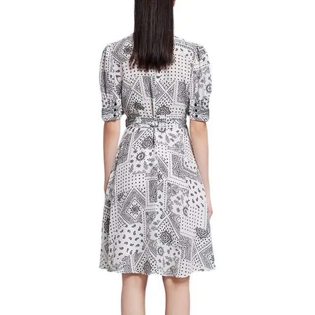BESIONIA SS22 V