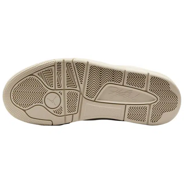 Jordan Flight Court Light Legend Brown