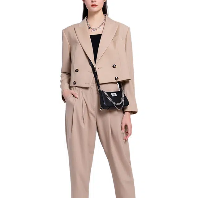 BESIONIA SS22