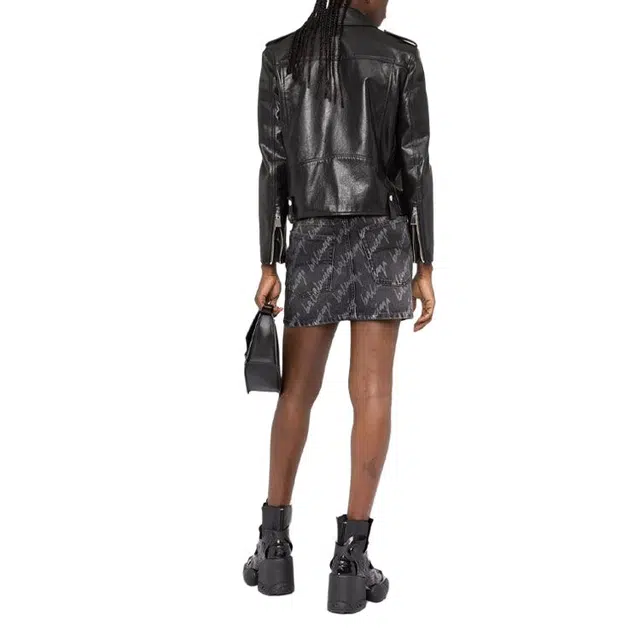 Balenciaga SS22 Logo