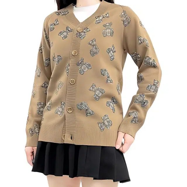 Burberry FW22 V