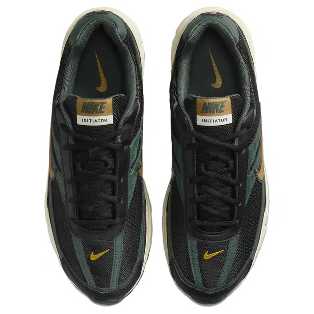 Nike Initiator