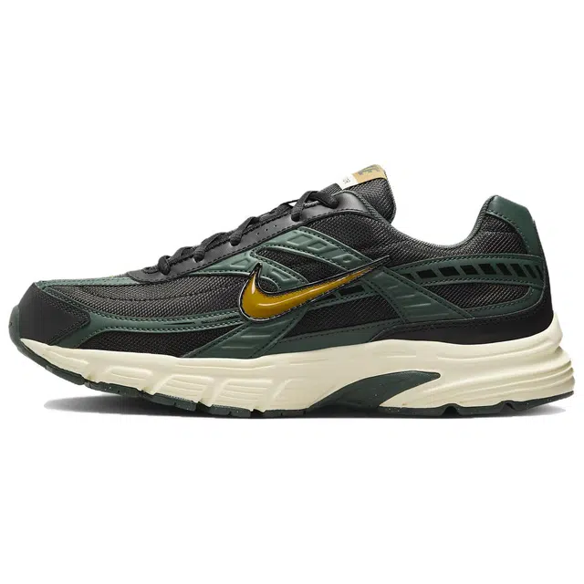 Nike Initiator