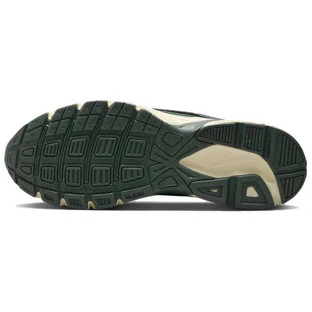 Nike Initiator