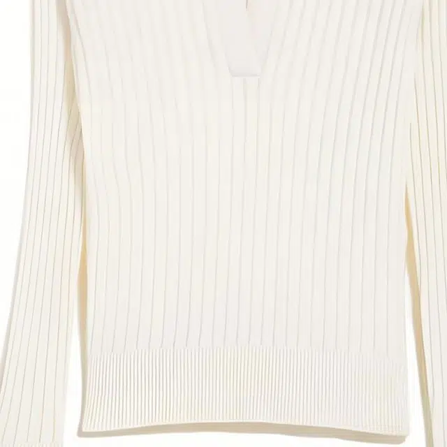 MaxMara Wool and silk sweater with polo shirt collar Polo