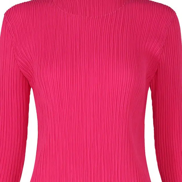ISSEY MIYAKE HATCHING