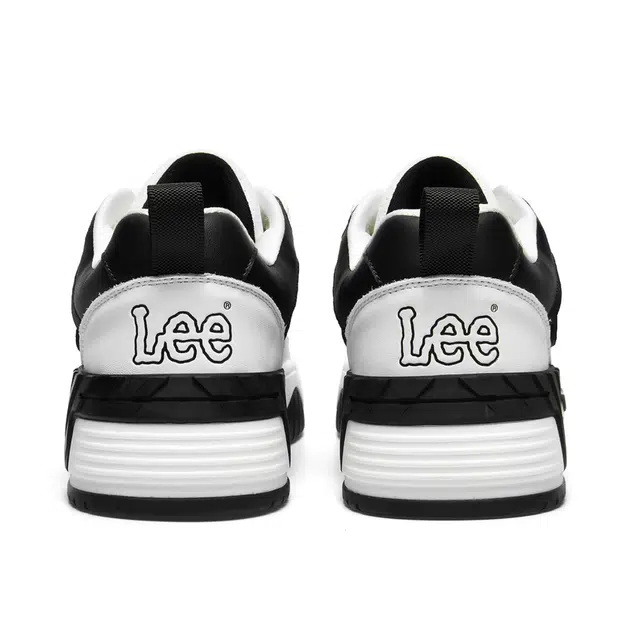 Lee