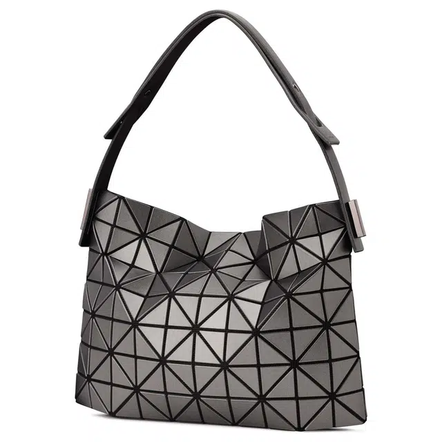 ISSEY MIYAKE glove